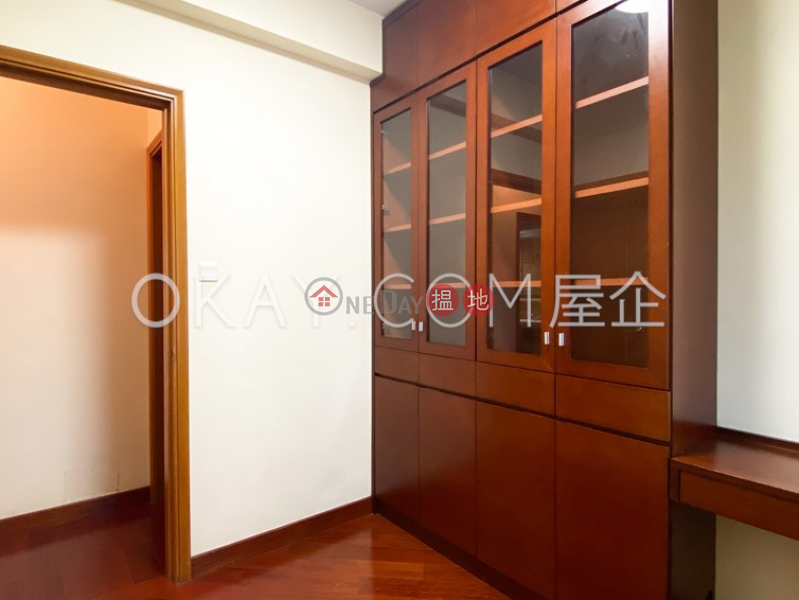 HK$ 54,000/ month, The Arch Sky Tower (Tower 1) | Yau Tsim Mong, Tasteful 3 bedroom with harbour views & balcony | Rental