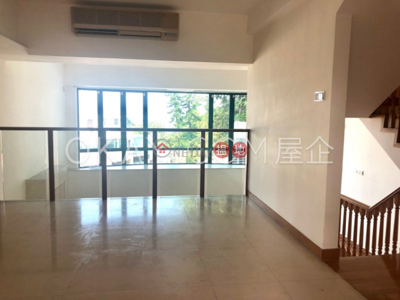 Unique house with rooftop & parking | Rental | Golden Cove Lookout Phase 1 金碧苑1期 Rental Listings