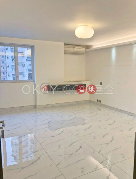 Efficient 3 bedroom with parking | For Sale | Wing On Court 永安台 Sales Listings