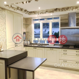 Stylish 2 bedroom with sea views & parking | For Sale | Block 6 Casa Bella 銀海山莊 6座 _0