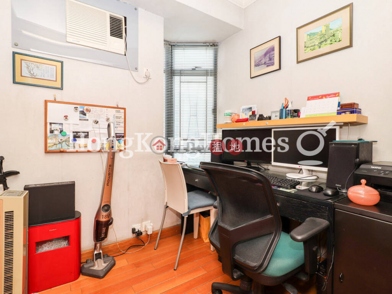 3 Bedroom Family Unit at Block P (Flat 9 - 16) Kornhill | For Sale | Block P (Flat 9 - 16) Kornhill 康怡花園 P座 (9-16室) Sales Listings