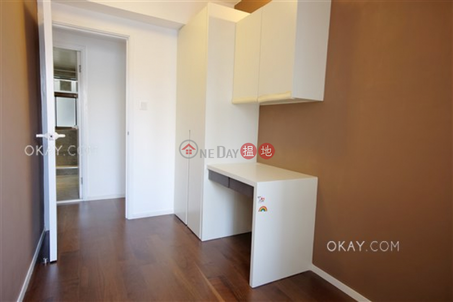Charming 2 bedroom in Mid-levels West | Rental | Excelsior Court 輝鴻閣 Rental Listings
