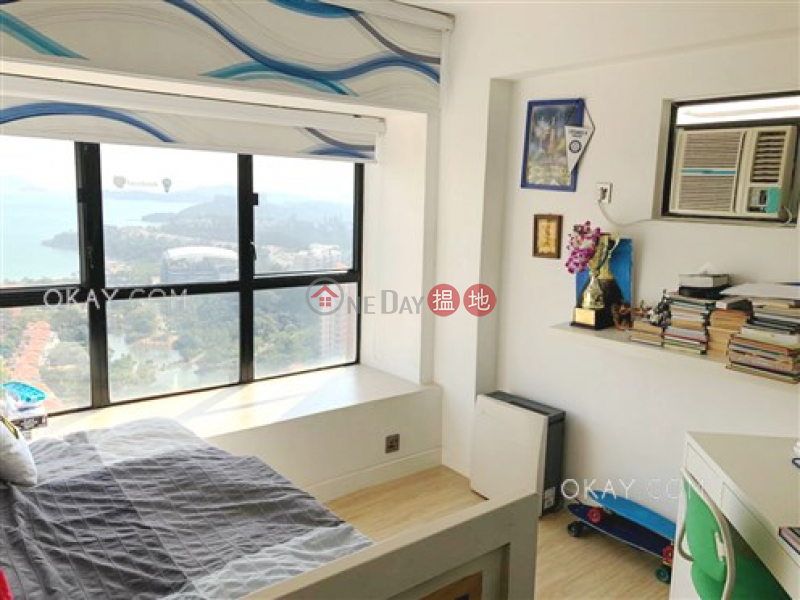 HK$ 9.4M Discovery Bay, Phase 5 Greenvale Village, Greenbelt Court (Block 9) Lantau Island Intimate 3 bedroom on high floor with sea views | For Sale