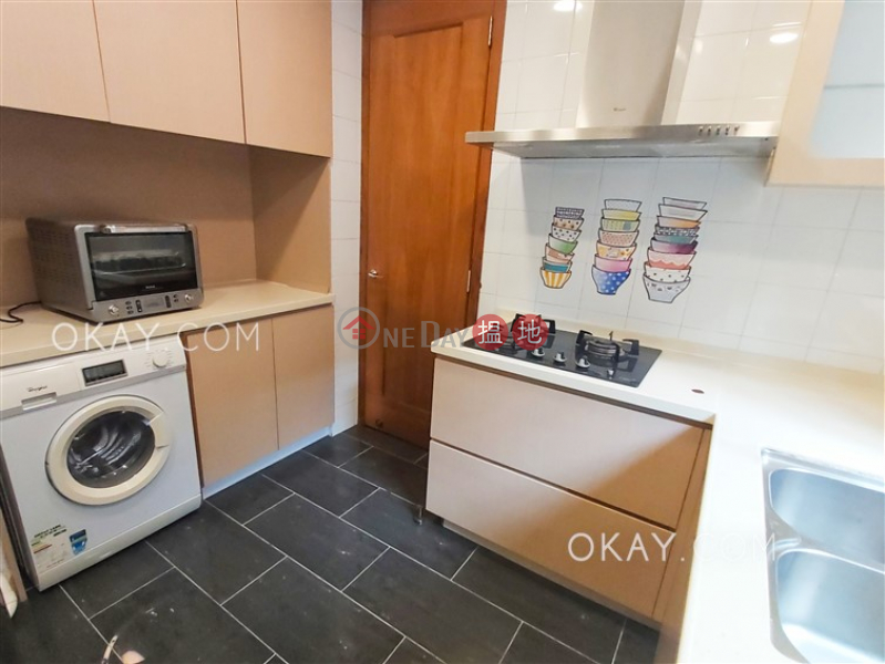 HK$ 50,000/ month | Aroma House Wan Chai District, Efficient 3 bedroom with parking | Rental