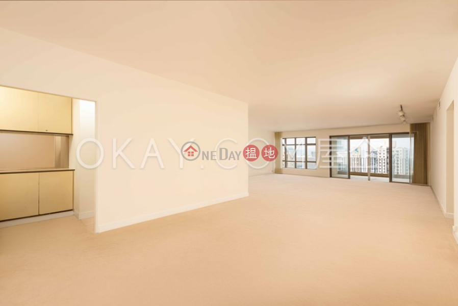Efficient 4 bedroom with balcony & parking | For Sale, 3 Magazine Gap Road | Central District | Hong Kong, Sales | HK$ 158M