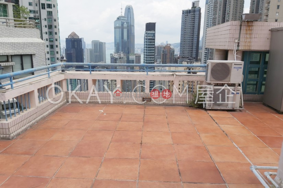 Elegant penthouse with rooftop | Rental, Prosperous Height 嘉富臺 Rental Listings | Western District (OKAY-R57552)