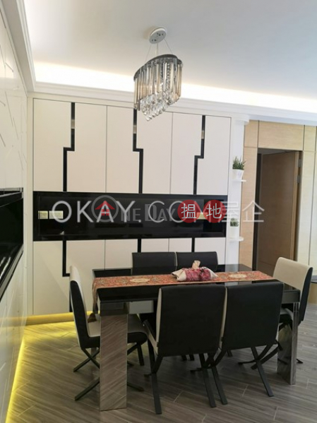 Nicely kept 2 bedroom with parking | For Sale 2 Braemar Hill Road | Eastern District | Hong Kong Sales HK$ 11M