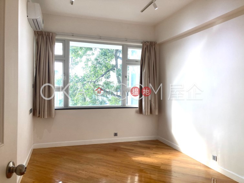 Efficient 3 bedroom with balcony & parking | For Sale, 53-55 Chung Hom Kok Road | Southern District Hong Kong, Sales | HK$ 38M