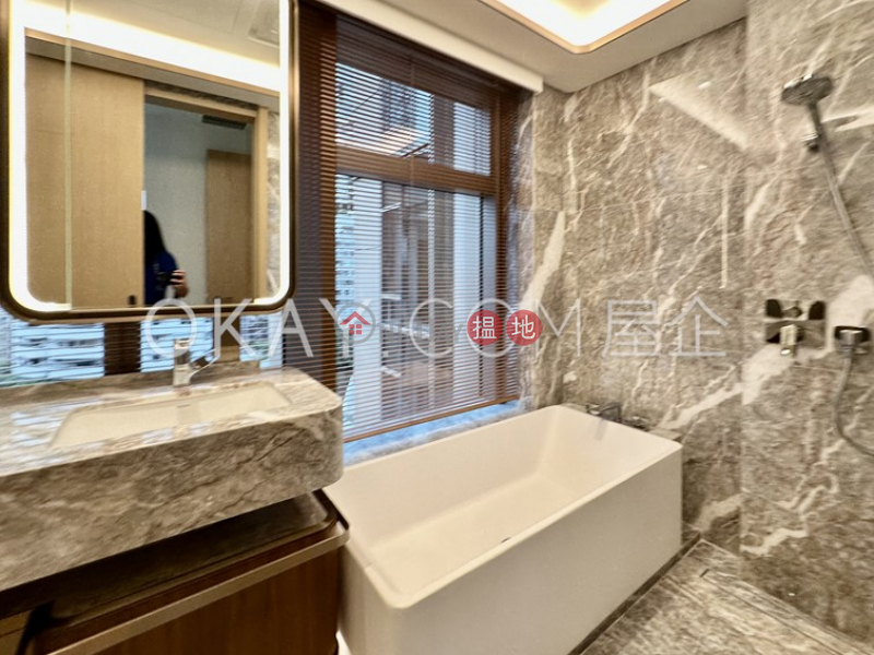 HK$ 86,000/ month, 22A Kennedy Road | Central District | Unique 3 bedroom on high floor with balcony | Rental