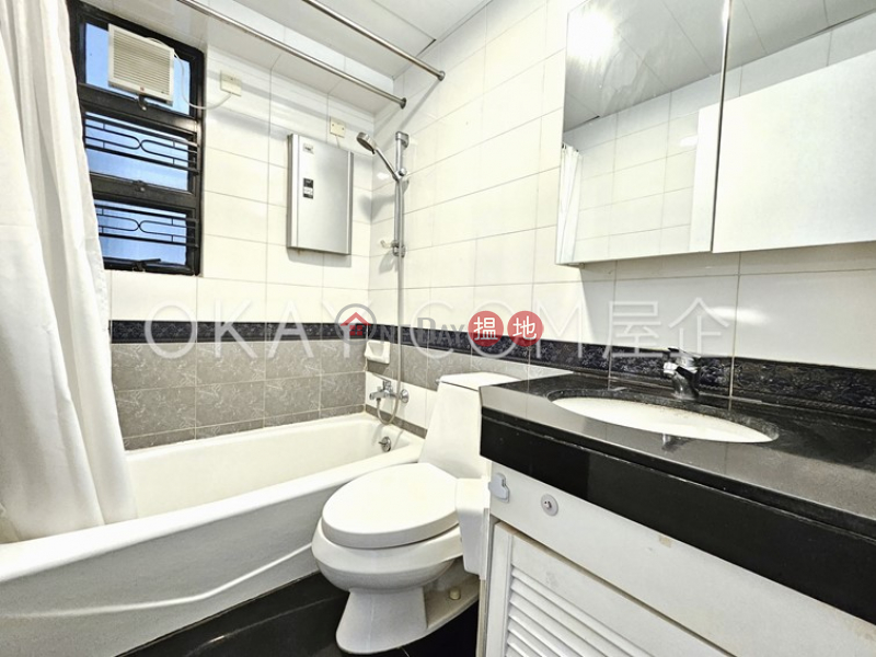 Charming 3 bedroom on high floor with parking | Rental | 52 Conduit Road | Western District Hong Kong | Rental HK$ 37,000/ month