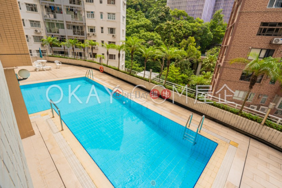 HK$ 33,000/ month | Glory Heights | Western District, Elegant 2 bedroom on high floor | Rental