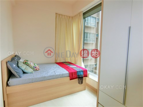 Generous 1 bedroom with balcony | For Sale | King's Hill 眀徳山 _0