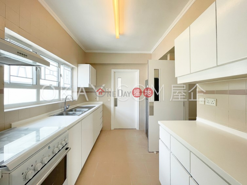 Tasteful 3 bedroom on high floor with balcony & parking | Rental | 132-136 Pok Fu Lam Road | Western District | Hong Kong Rental HK$ 60,000/ month