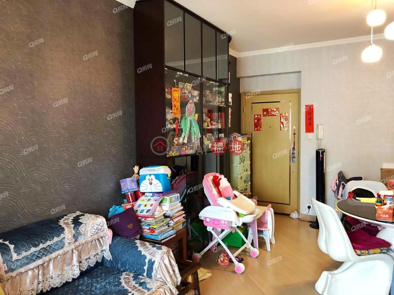 Property Search Hong Kong | OneDay | Residential Rental Listings One Regent Place Block 1 | 3 bedroom Low Floor Flat for Rent