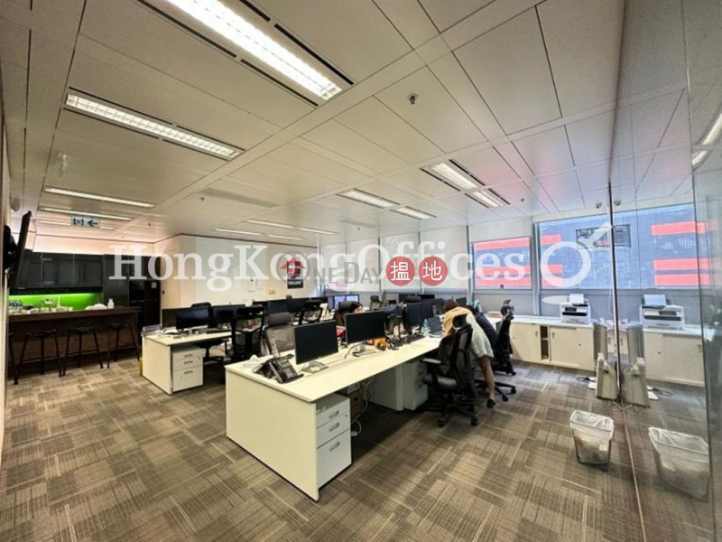 100QRC | Middle | Office / Commercial Property | Rental Listings HK$ 444,990/ month