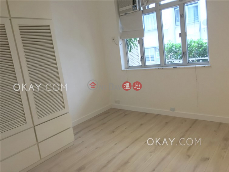 HK$ 60,000/ month, Best View Court Central District Luxurious 3 bedroom with balcony | Rental