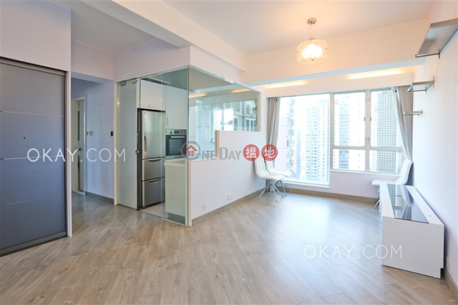 Tasteful 2 bedroom on high floor with sea views | For Sale | The Rednaxela 帝華臺 Sales Listings