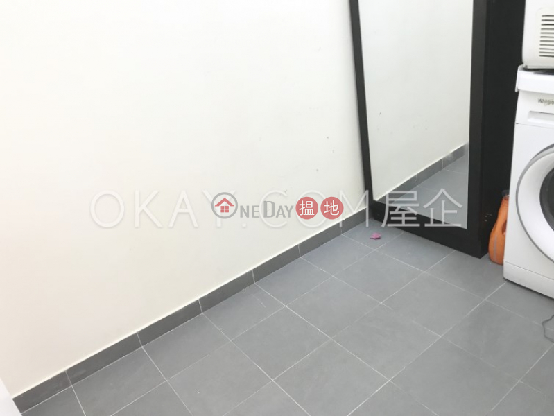 Elegant 3 bedroom with balcony & parking | For Sale | Botanic Terrace Block B 芝蘭台 B座 Sales Listings