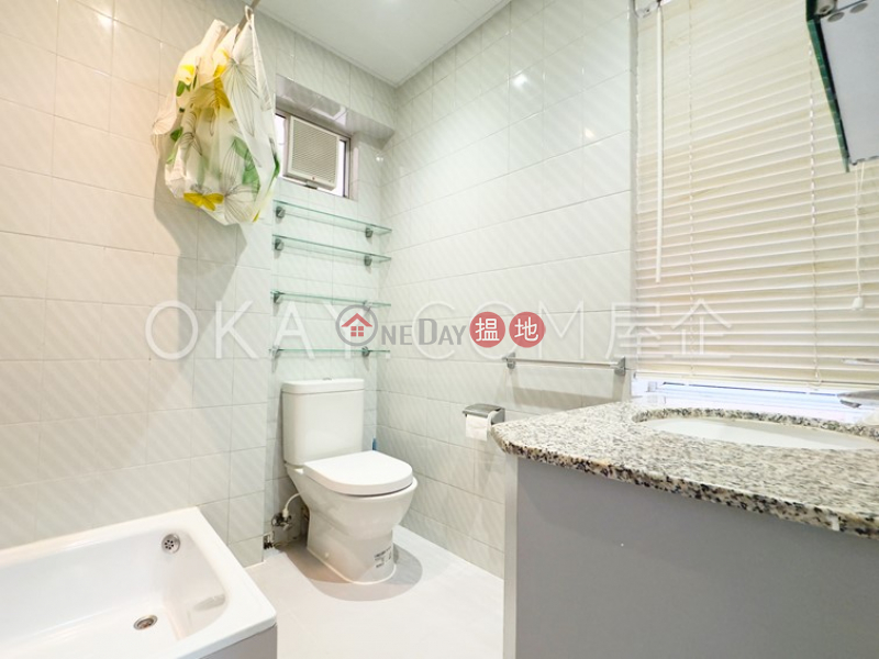 HK$ 35,000/ month, 65 - 73 Macdonnell Road Mackenny Court Central District, Popular 2 bedroom in Mid-levels Central | Rental