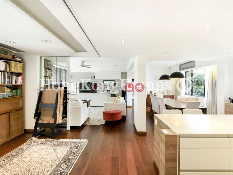 3 Bedroom Family Unit at Glamour Court | For Sale | 39 Consort Rise | Western District, Hong Kong | Sales | HK$ 25M