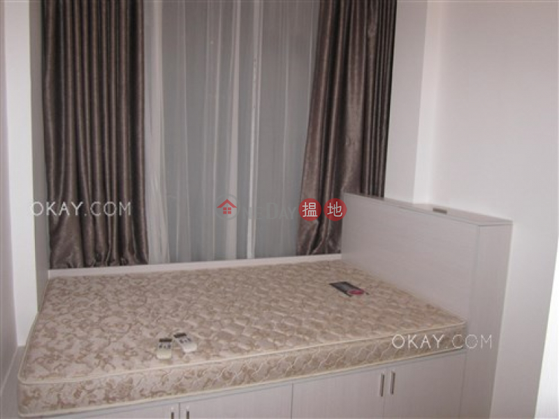 Tasteful 3 bedroom on high floor with balcony & parking | Rental 16-18 Conduit Road | Western District, Hong Kong, Rental | HK$ 48,000/ month