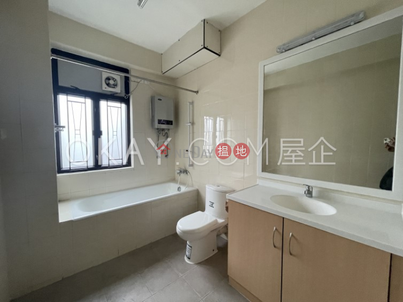 Gorgeous 3 bedroom with balcony & parking | Rental | 7 CORNWALL STREET 歌和老街7號 Rental Listings