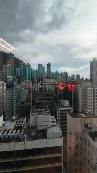 Property Search Hong Kong | OneDay | Office / Commercial Property, Rental Listings | 794sq.ft Office for Rent in Sheung Wan