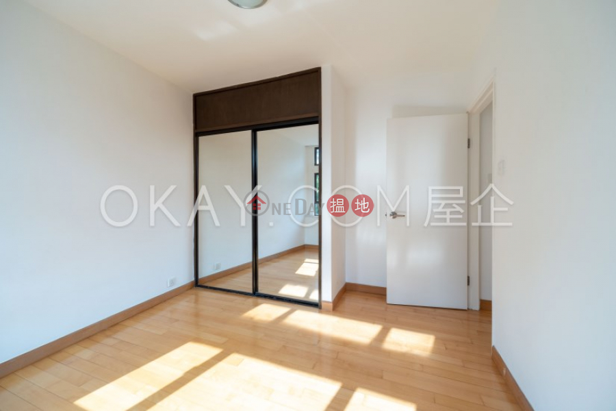 Efficient 3 bed on high floor with sea views & rooftop | For Sale | Discovery Bay, Phase 3 Parkvale Village, 13 Parkvale Drive 愉景灣 3期 寶峰 寶峰徑13號 Sales Listings