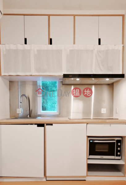 香港搵樓|租樓|二手盤|買樓| 搵地 | 住宅-出售樓盤|時尚一房單位，有靚天台，近自動扶手電梯，寧靜方便