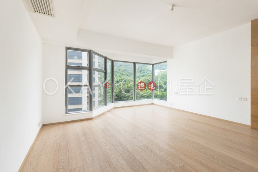 Luxurious 4 bedroom with balcony & parking | Rental | Block A-B Carmina Place 嘉名苑 A-B座 Rental Listings
