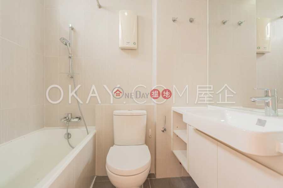 3房2廁,連車位,露台,獨立屋寶石小築出租單位-1128西貢公路 | 西貢香港出租-HK$ 38,000/ 月