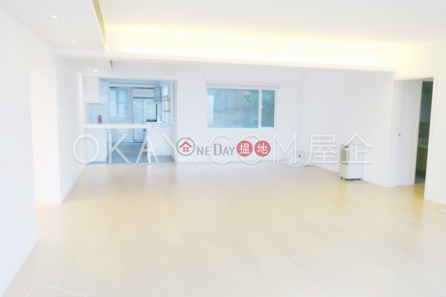 Efficient 3 bedroom with balcony & parking | Rental | Hong Kong Garden 香港花園 Rental Listings