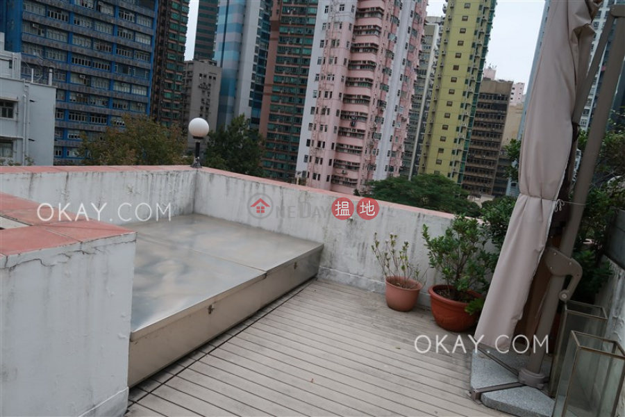 HK$ 26,000/ month | 236 Hollywood, Tai Po District Practical studio with rooftop | Rental