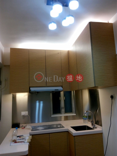 2 BEDROOMS WITH NICE DECOR | 484-496 Queens Road West | Western District | Hong Kong | Rental | HK$ 15,000/ month