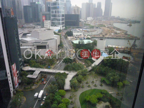 Charming 1 bedroom with sea views | Rental | Convention Plaza Apartments 會展中心會景閣 _0
