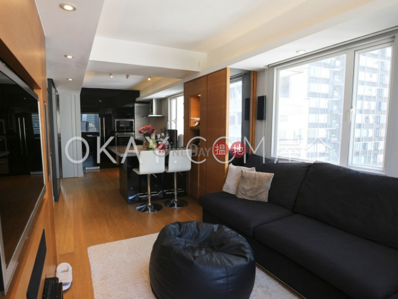 Lovely 2 bedroom in Mid-levels West | For Sale | Tim Po Court 添寶閣 Sales Listings