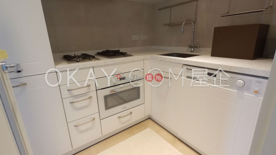 HK$ 13.8M | Kensington Hill, Western District Rare 2 bedroom with balcony | For Sale