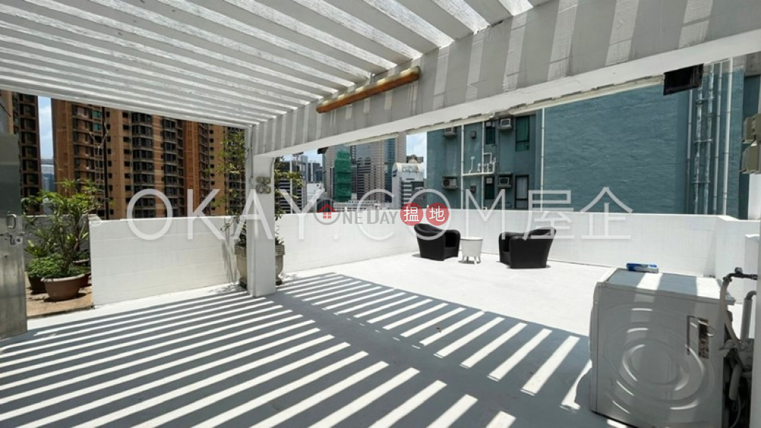 Rare 2 bedroom on high floor with rooftop & balcony | Rental | Caroline Height 嘉蘭閣 Rental Listings