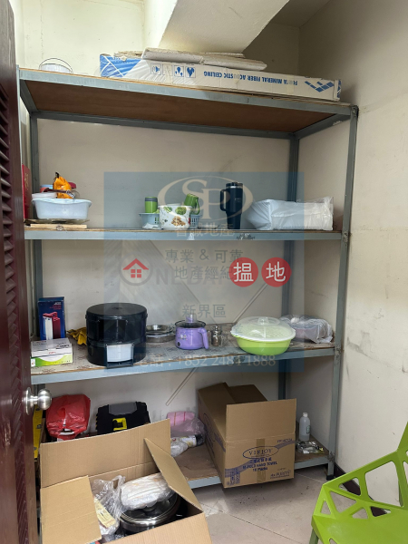 Property Search Hong Kong | OneDay | Industrial | Rental Listings | Tsuen Wan Wang Lung: Large office with small storage, high saleable area