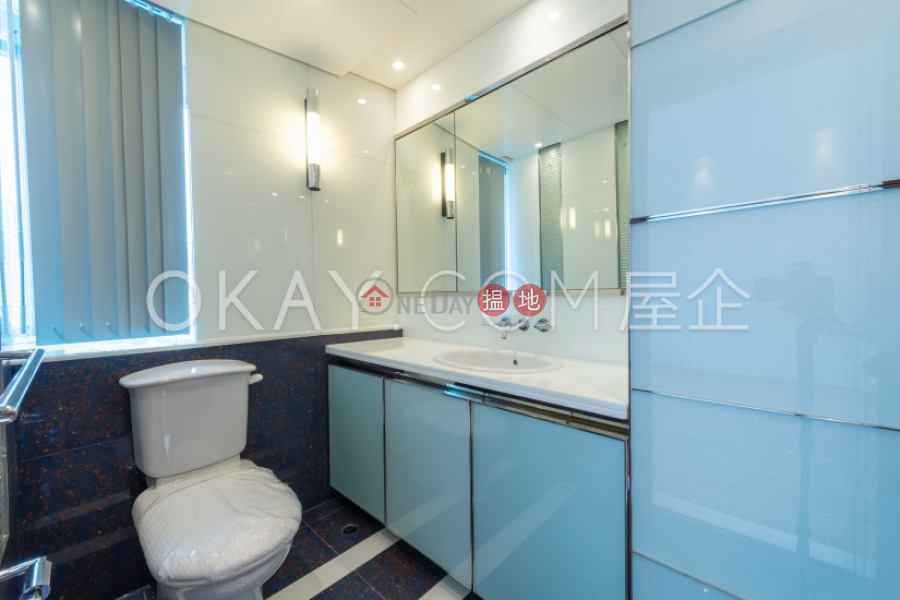 HK$ 150,000/ month | High Cliff, Wan Chai District, Exquisite 4 bedroom with parking | Rental