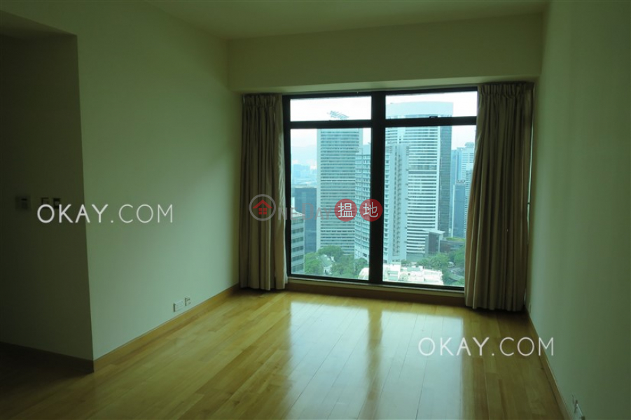Stylish 2 bedroom in Mid-levels Central | Rental | Fairlane Tower 寶雲山莊 Rental Listings