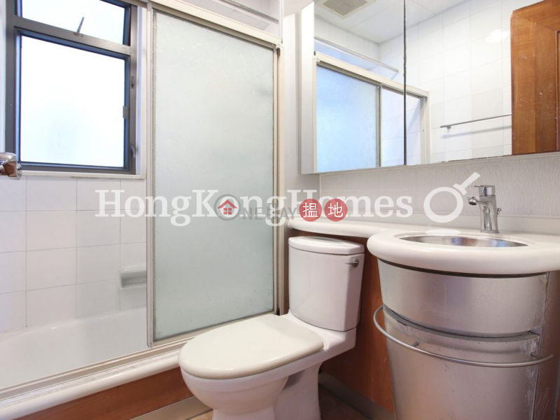 HK$ 35,000/ month Palatial Crest Western District, 3 Bedroom Family Unit for Rent at Palatial Crest