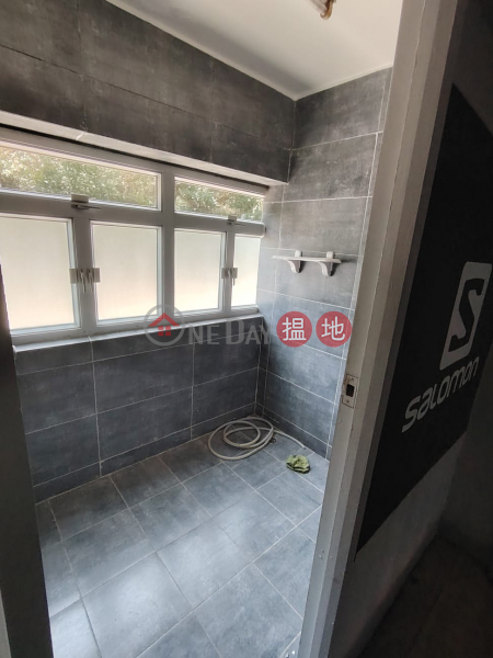 Property Search Hong Kong | OneDay | Retail Rental Listings, 安居工商 何生 連閣樓751呎 共1549呎