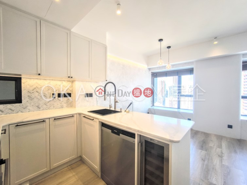 Tasteful 1 bedroom in Pokfulam | Rental, University Heights Block 1 翰林軒1座 Rental Listings | Western District (OKAY-R45773)