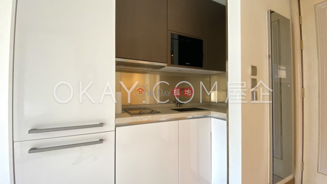 Charming 1 bedroom with balcony | For Sale | Emerald House (Block 2) 2座 (Emerald House) Sales Listings