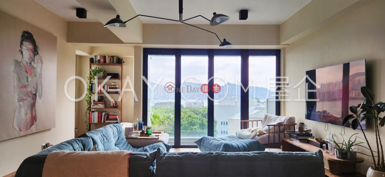 Efficient 2 bedroom with harbour views & balcony | Rental | Showboat Mansion 金舫大廈 Rental Listings