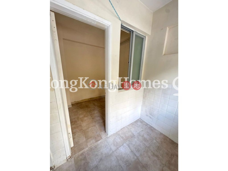 Property Search Hong Kong | OneDay | Residential | Rental Listings 3 Bedroom Family Unit for Rent at Block 32-39 Baguio Villa