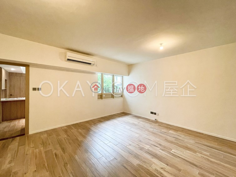 Property Search Hong Kong | OneDay | Residential, Rental Listings | Gorgeous 2 bedroom in Mid-levels Central | Rental