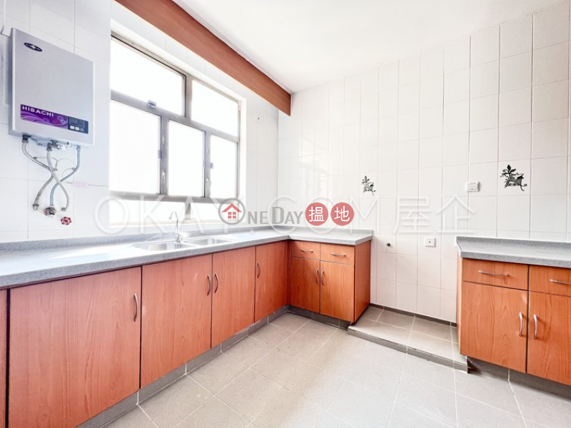 Property Search Hong Kong | OneDay | Residential | Rental Listings Exquisite 3 bed on high floor with balcony & parking | Rental