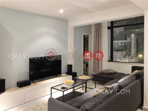 Tasteful 2 bedroom with balcony | Rental, Chesterfield Mansion 東甯大廈 | Wan Chai District (OKAY-R295198)_0